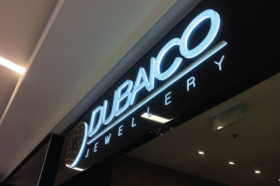 Push Through Light box Signs Glasgow, Light boxes Glasgow, Shop Front Signs Glasgow, Sign Makers Glasgow, Shop Front Glasgow