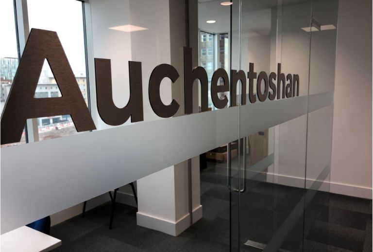 Shop Front Signs Glasgow Sign Makers Glasgow Signage.