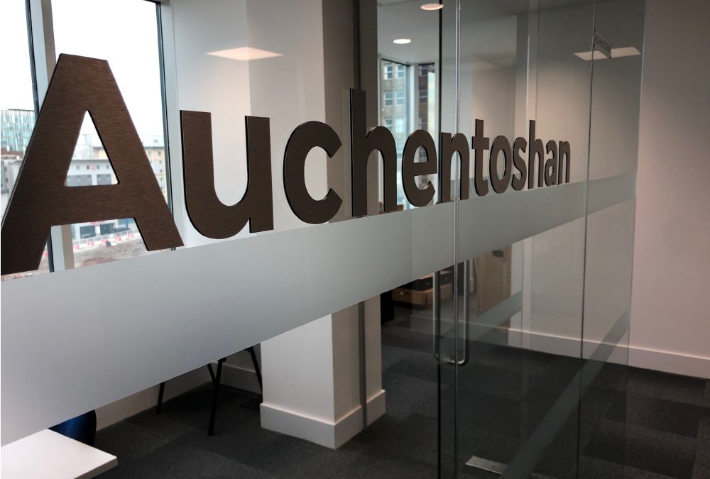 Window Graphics Glasgow Lightboxes, signs Glasgow, Sign Makers Glasgow, Signage Glasgow, Signage Company Glasgow, Lanarkshire, Edinburgh